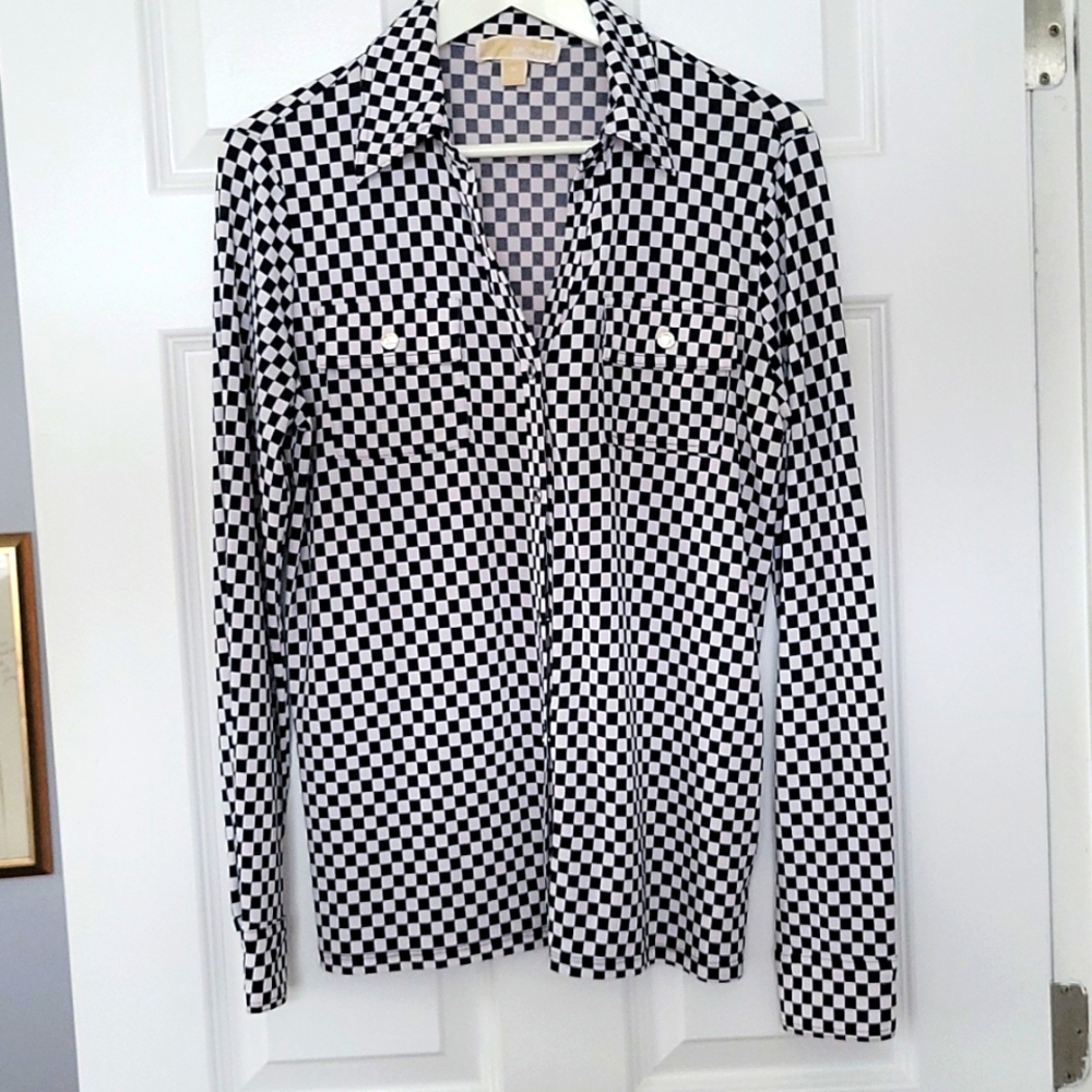 Black & White Checkered Button-Up Shirt - Women